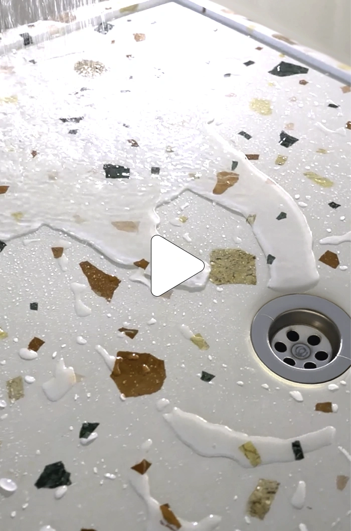 Bac a douche en Terrazzo collection ''Wild''
