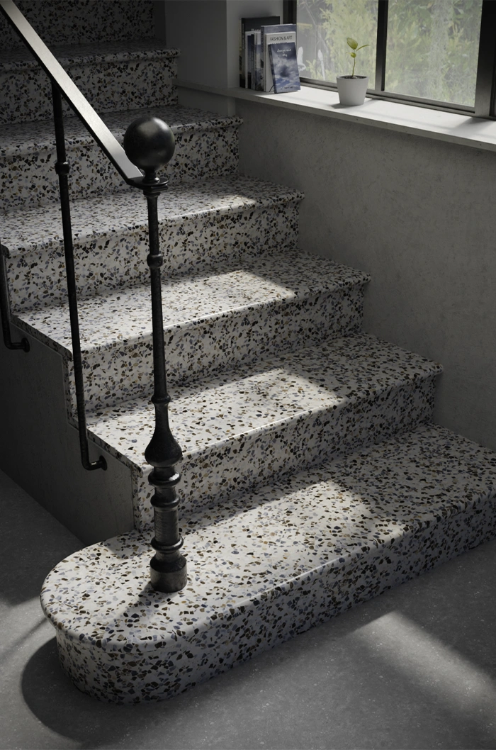 Escaliers sur mesure, marches et contremarches en Terrazzo